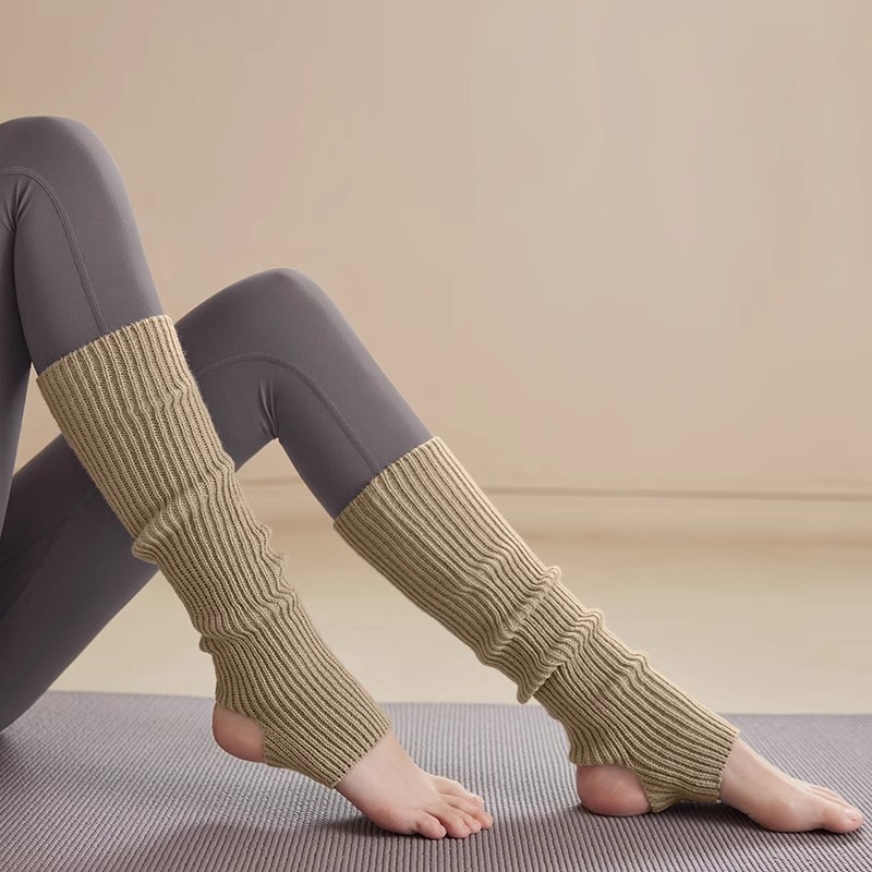 New Yoga Socks Non-Slip Grips  - đánh giá và giá Boot Sock Slouchy